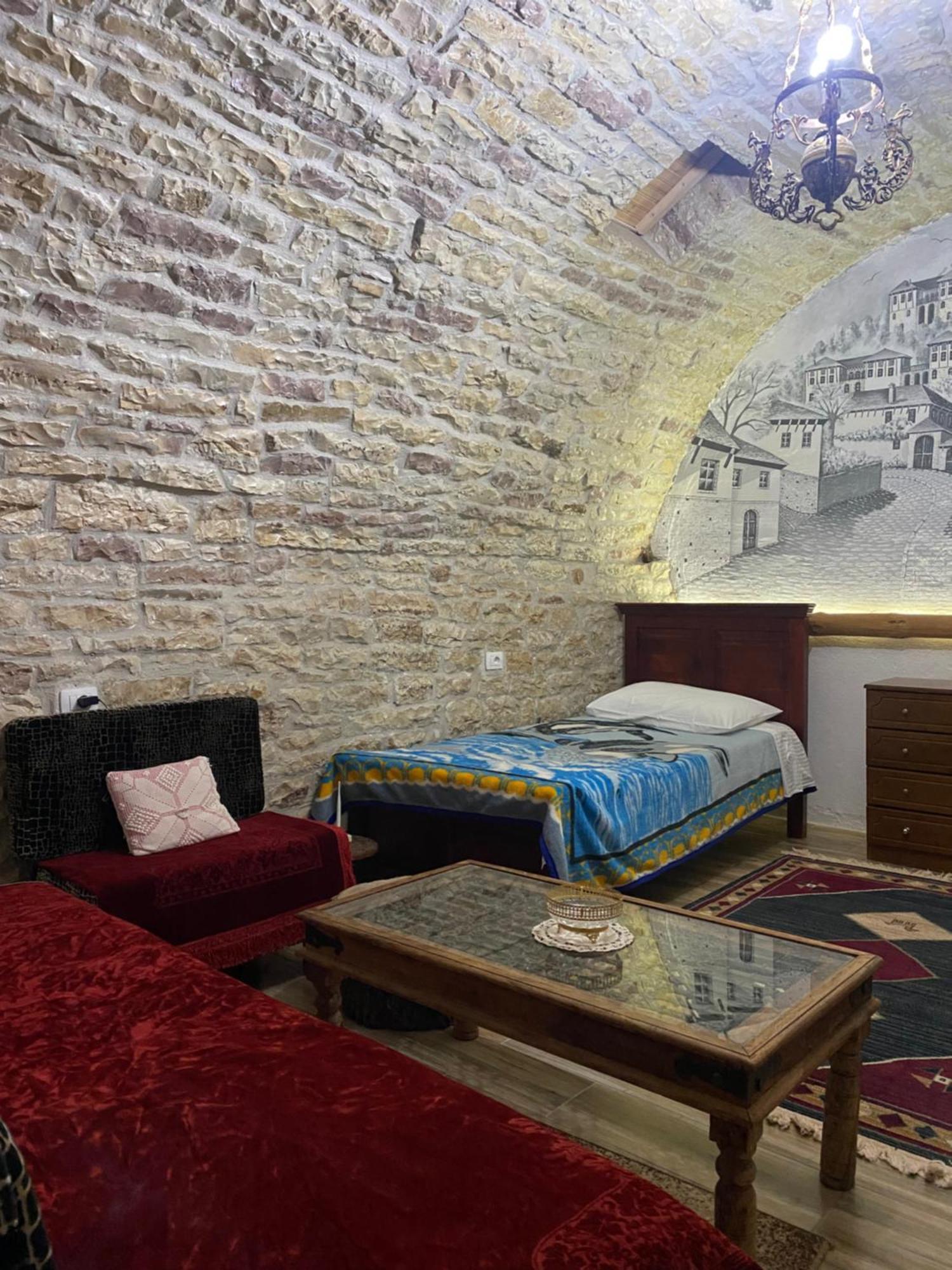 Guest house Memushi Gjirokastër Extérieur photo