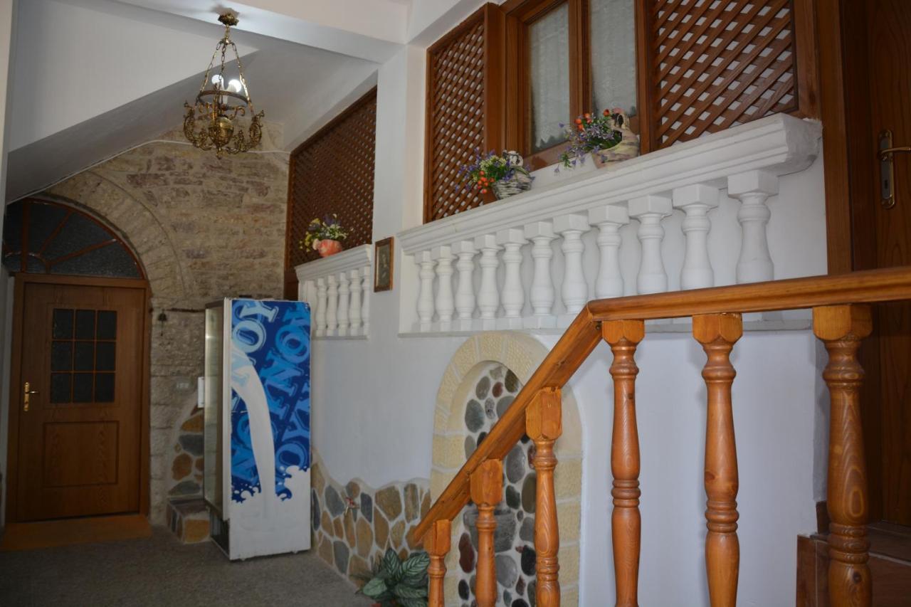 Guest house Memushi Gjirokastër Extérieur photo